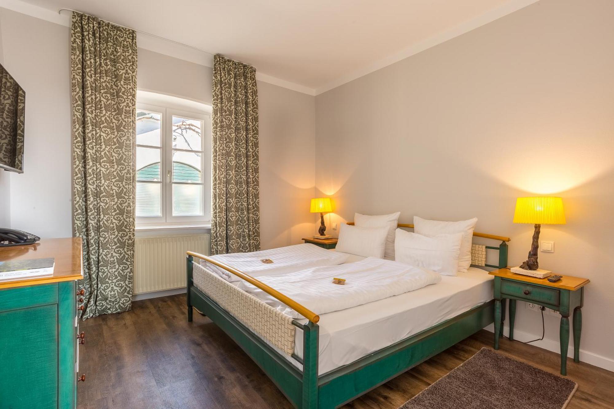 Hotel Annaberg Бад-Дюркхайм Экстерьер фото